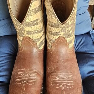 Ariat Tan and Black Western Boots